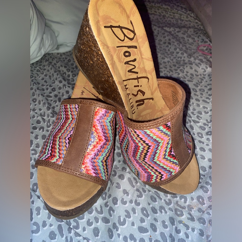 **BRAND NEW BLOWFISH CORK WEDGES**